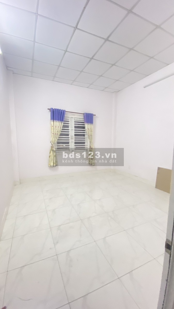 Cho Thuê Nhà Mặt Tiền Phan Văn Hớn 1 Trệt 1 Lầu