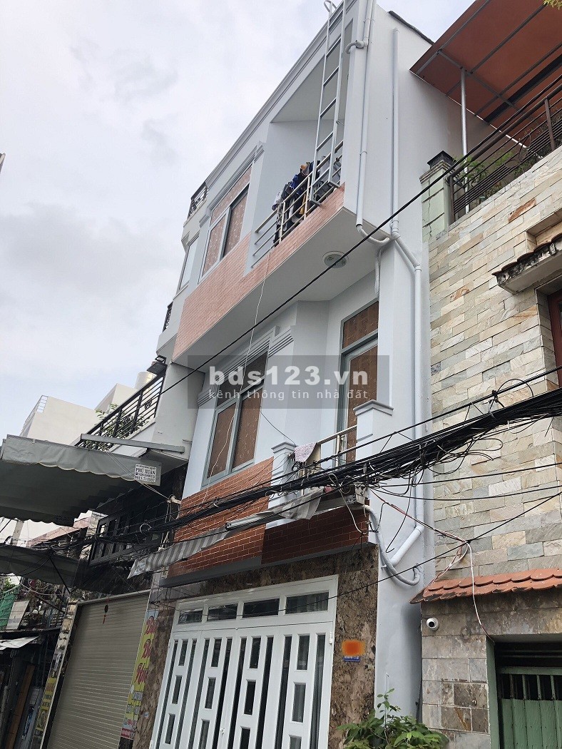 Bán Nhà HXH5m ngay vòng xoay Điện Biên Phủ 3L 110m2 Giá 5,2tỷ