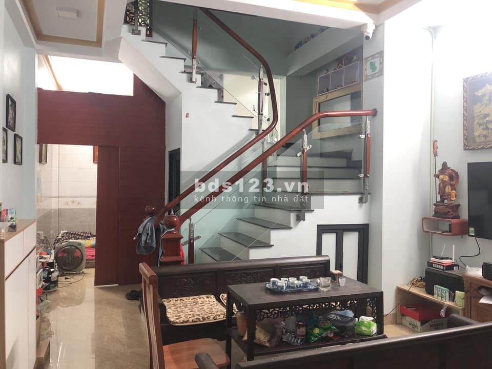 Bán nhà Lê Quang Đạo,Mỹ Đình 45m2x5T đang cho thuê 12tr/tháng,oto cách 50m 3,9 tỷ