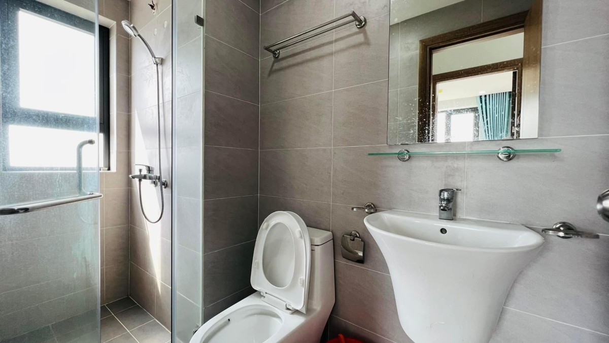 Bán căn hộ duy nhất 1 căn 2pn, 2wc cạnh Thủ Đức 1.5 tỷ, dọn vào ở ngay