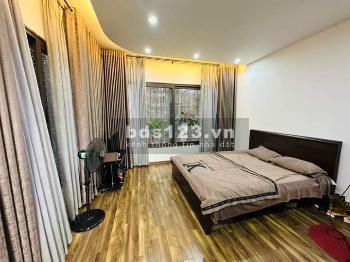 Cực hiếm! Bán nhà 6T Mới đẹp Nguyễn Chí Thanh – Đống Đa – Ô tô tránh – Kinh doanh đỉnh.
