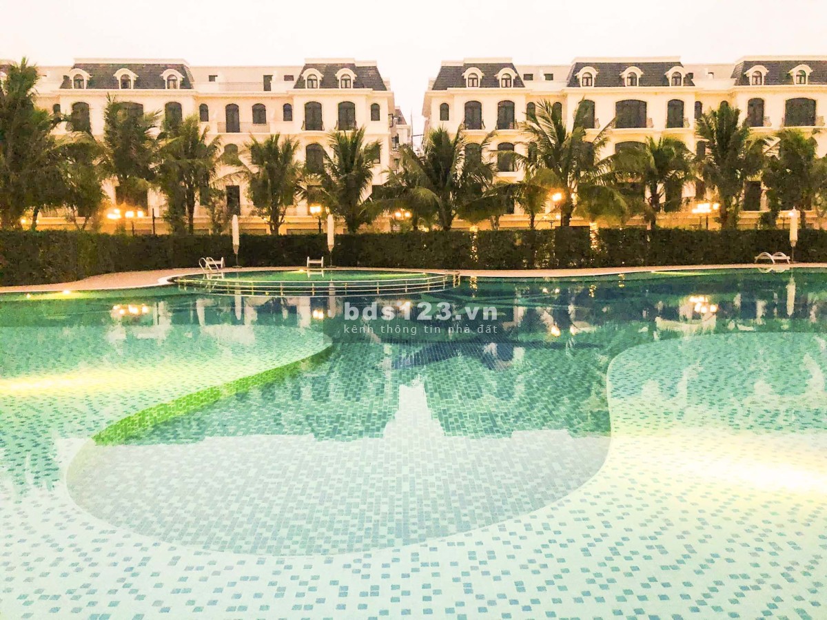 Chuyển nhượng giá tốt, ở và kinh doanh ngay, sở hữu lâu dài, chỉ 5.65 tỷ - Liền kề 58.5m2, mặt 4.5m