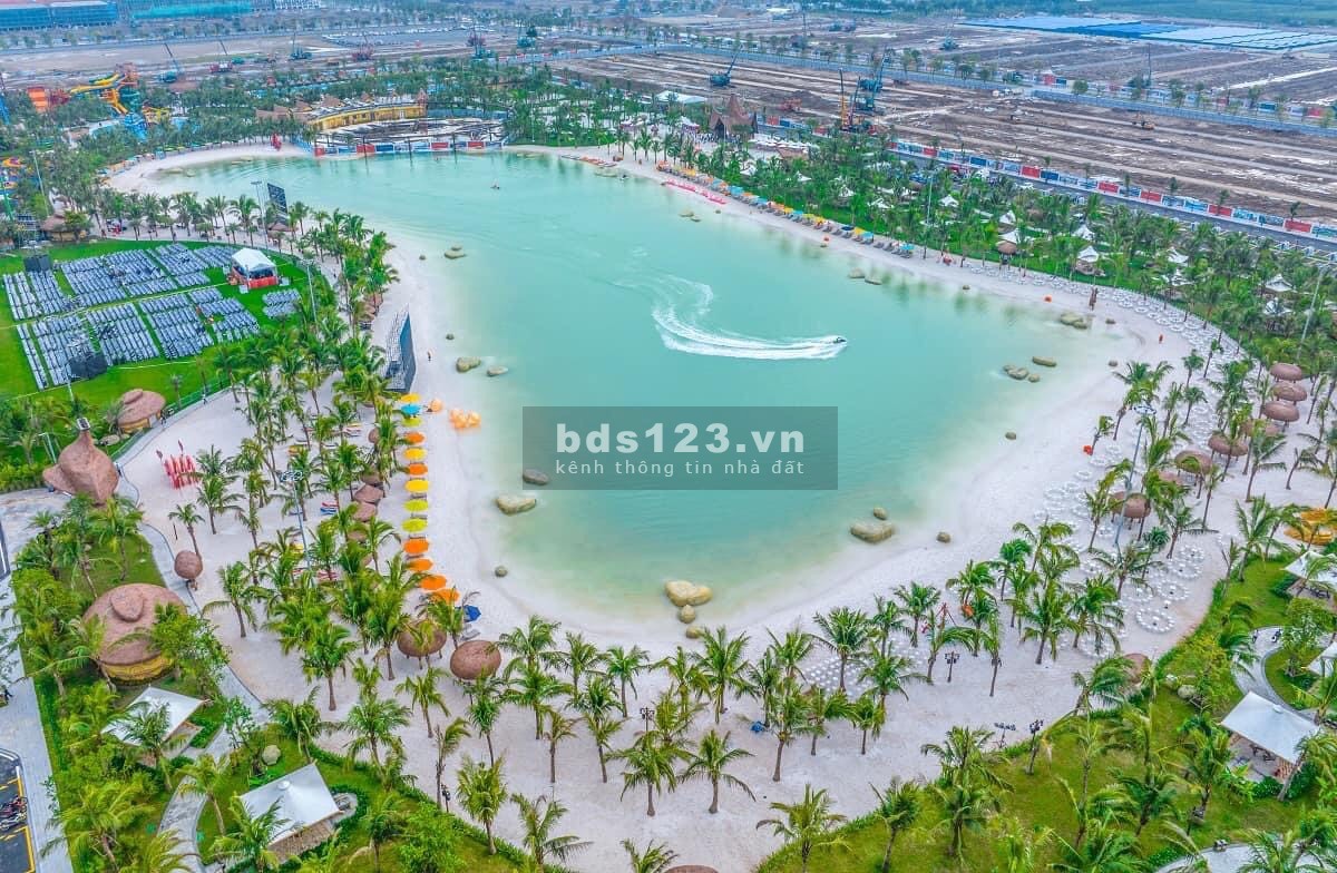 Cần bán biệt thự chà là 9, lâu dài 63m2, cạnh vườn hoa, ngã tư, ban công to gốc 7.5 tỷ bán 6.150 tỷ