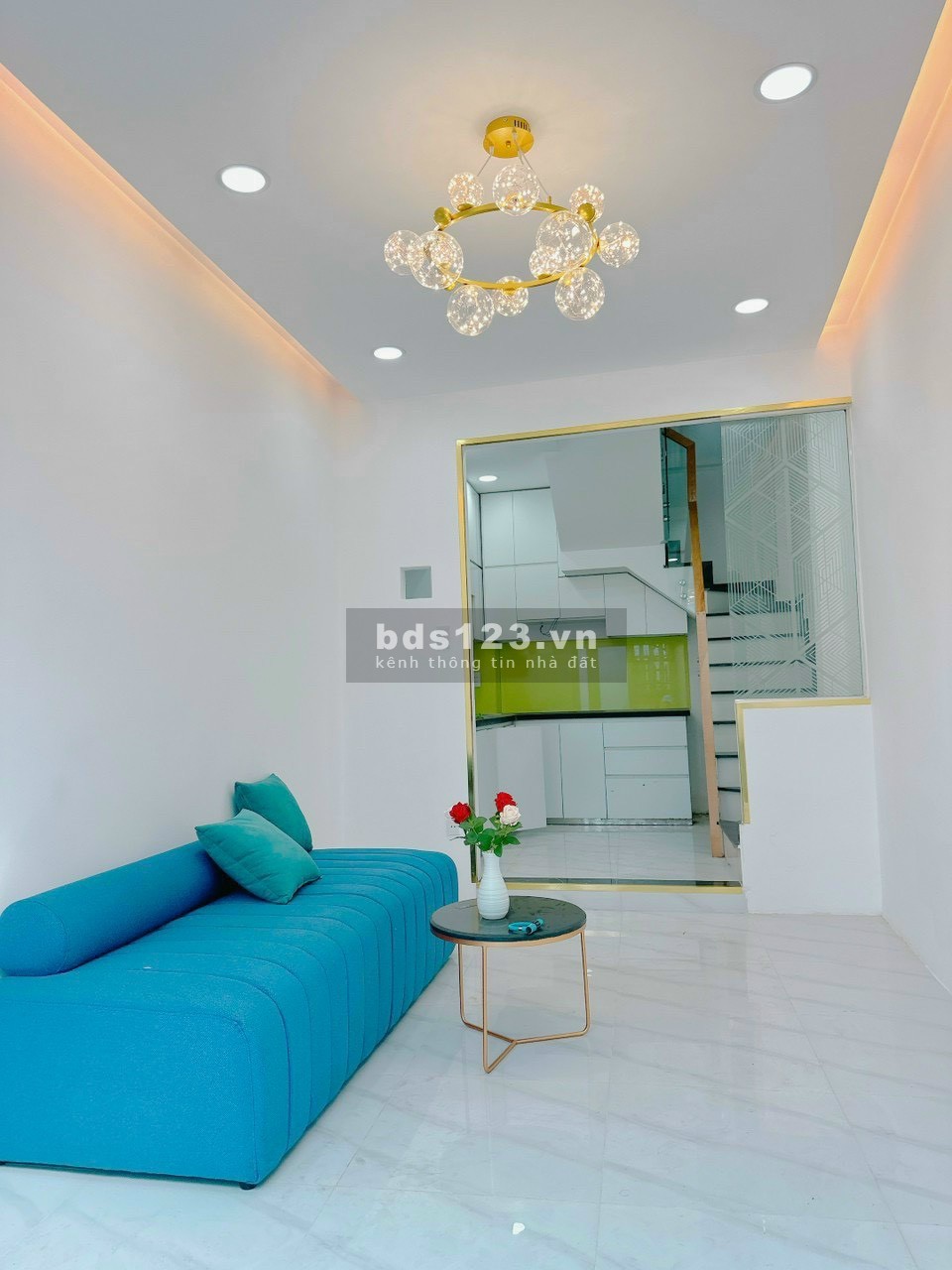 Bán nhà 2 lầu giá 2 tỷ 450 tr ngay Lê Trọng Tấn, sát Aeon Tân Phú