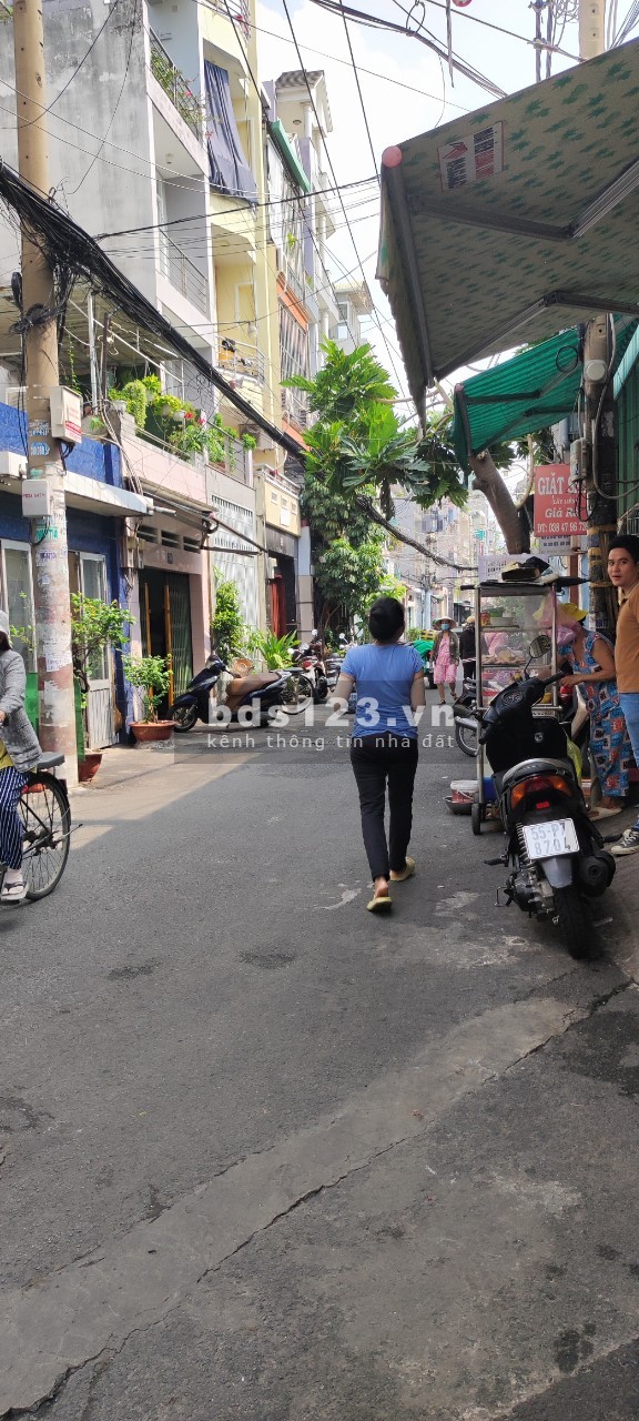 Cho thuê Mặt bằng đường Nguyễn Thanh Tuyền, Quận Tân Bình
