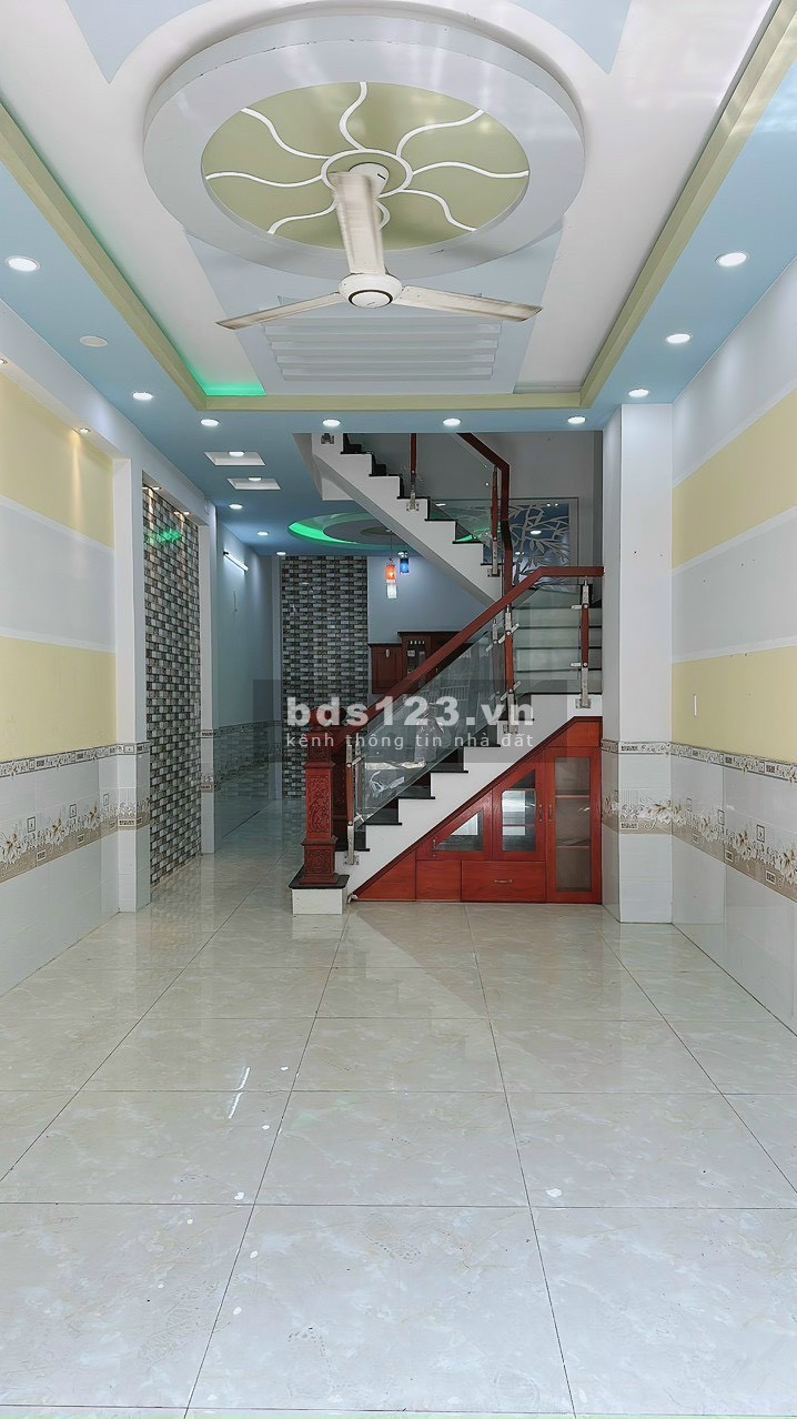Bán nhà 4 tấm giá 5 tỷ 480, 4x15m, đường Phạm Đăng Giảng, Bình Tâ