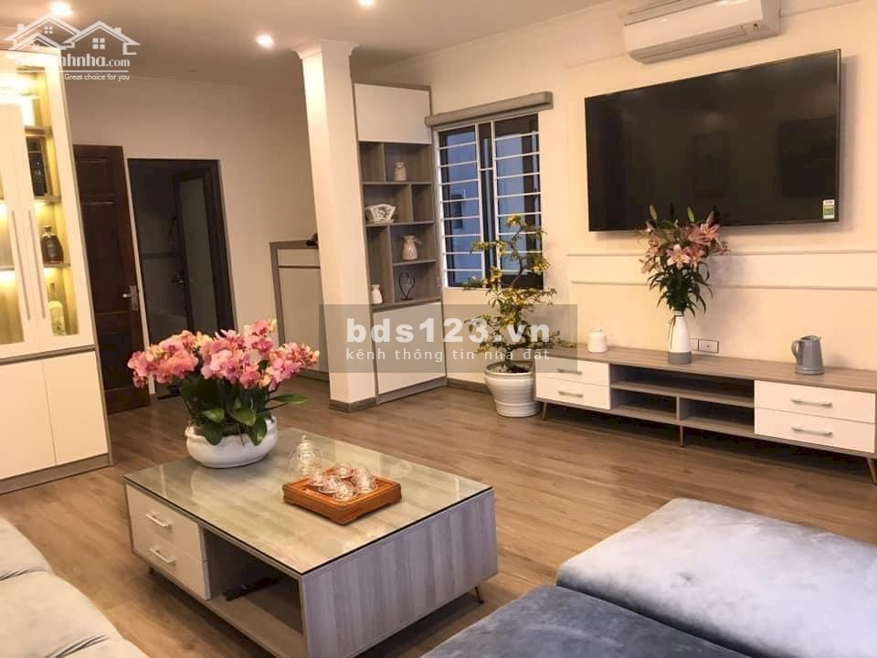 Bán nhà mặt tiền Bồ Đề, thông tầng mới xây bề thế, oto đậu cửa 42m2 nhỉnh 5 tỷ