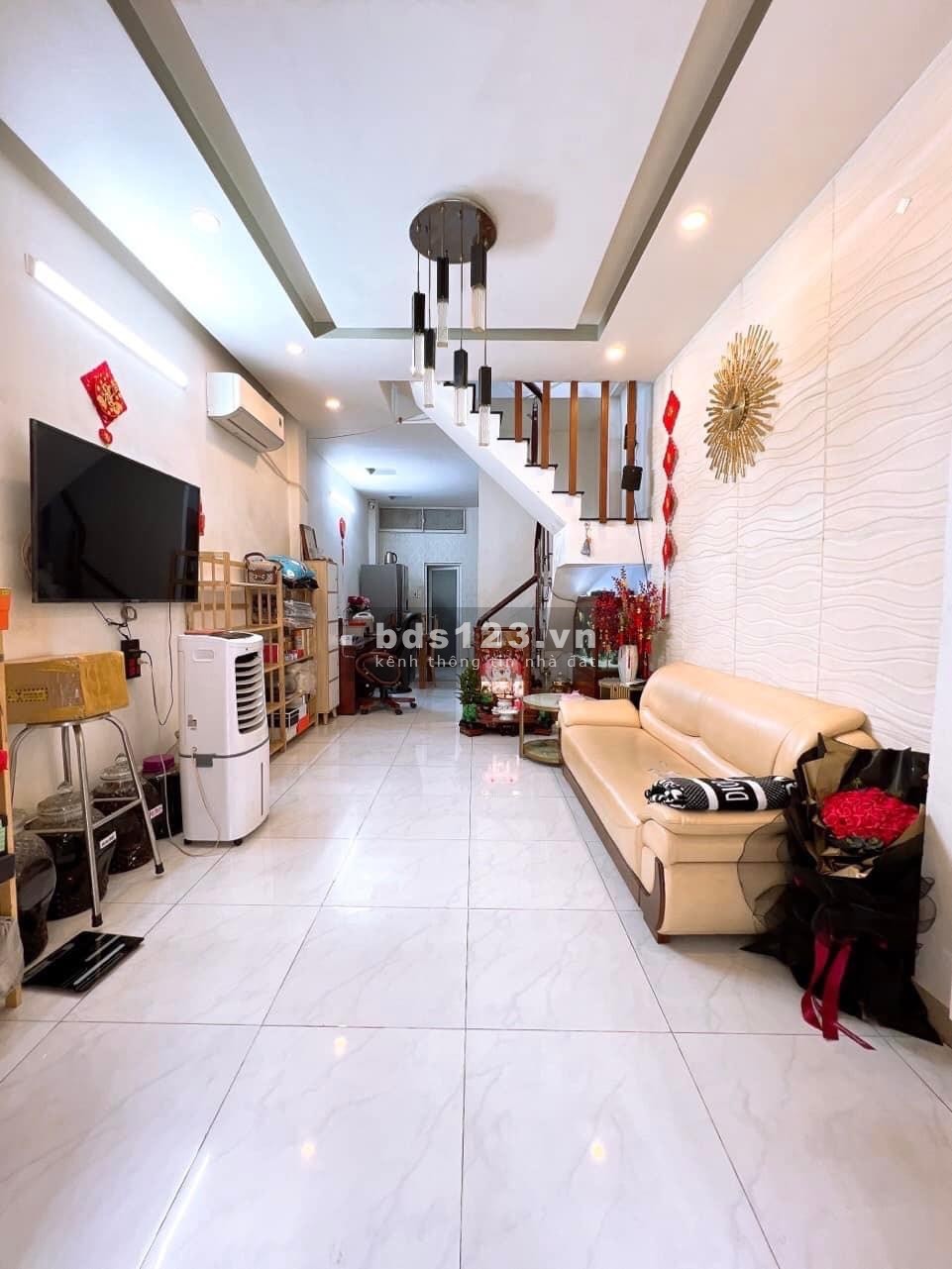 Chính chủ ngộp bank bán gấp nhà siêu phẩm Bình Thạnh-XVNT P26 4tỉ3-52.5m2