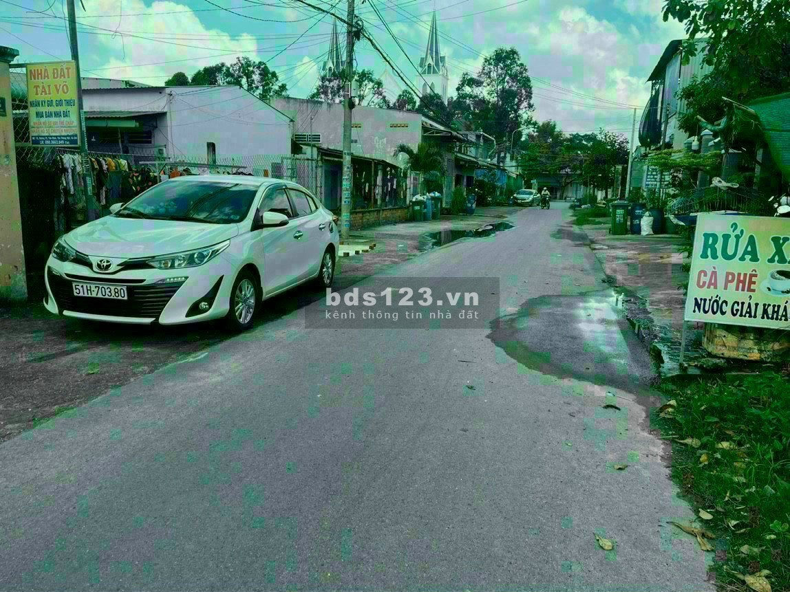 Bán gấp lô đất Song Hành, Tân Hiệp, HM 86m2 575trieu SHR