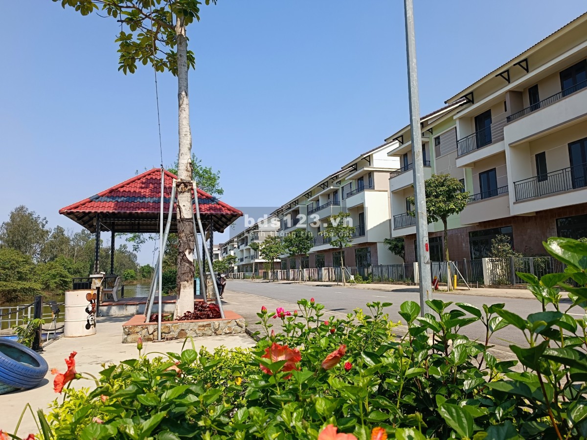 Bán nhà siêu phẩm liền kề View Sông Tự nhiên tại kđt Centa Vsip Từ Sơn.