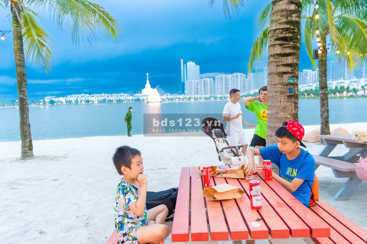 Chính chủ gửi bán căn 1pn + 1vs 47m, tầng trung, full nội thất, view thoáng giá chỉ 1,25 tỷ VHOCP