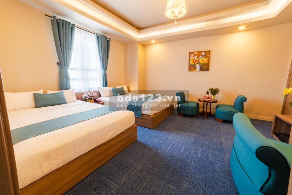 Bán khách sạn tiêu chuẩn 3 sao trung tâm tp Dalat