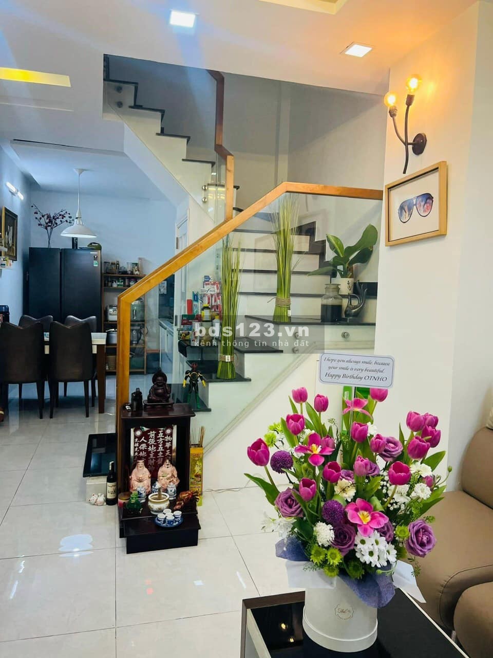 Cần bán nhà hẻm Lạc Long Quân, phường 8 Tân Bình, thông các hẻm xe hơi!