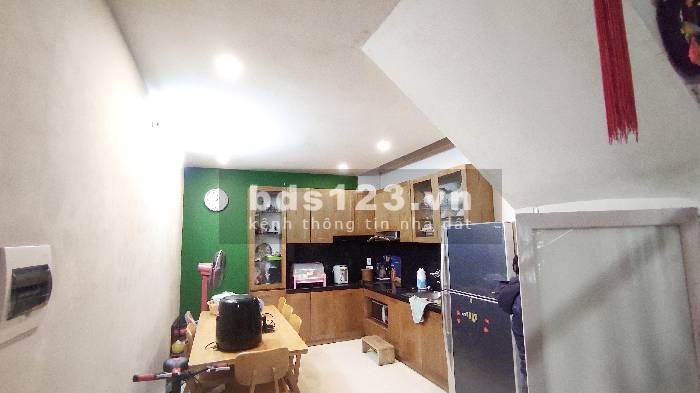 Bán nhà siêu phẩm Long Biên vỉa hè kinh doanh văn phòng 4 tầng 6.3 tỷ