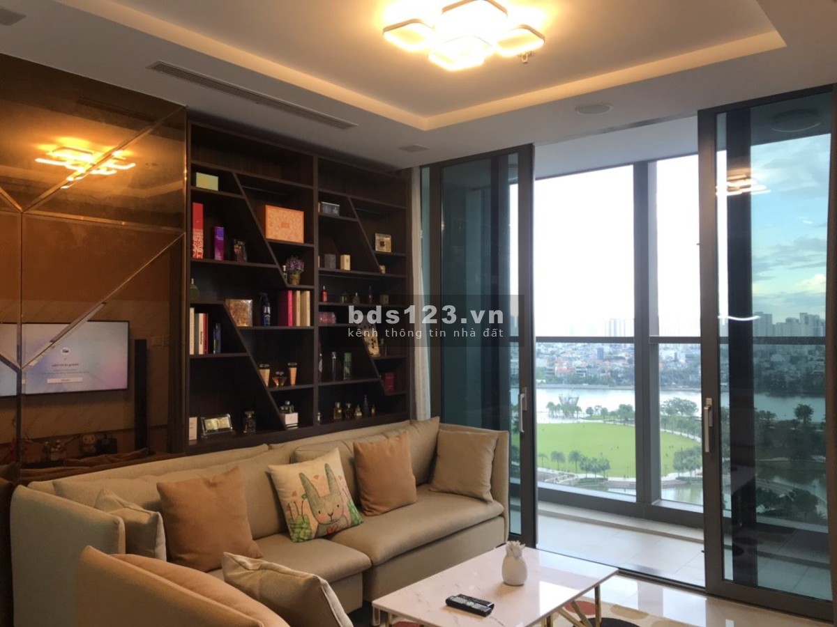 Cho thuê căn hộ tháp Landmark 81 3PN đầy đủ nội thất giá 58tr, tầng cao vew sông xịn xò.