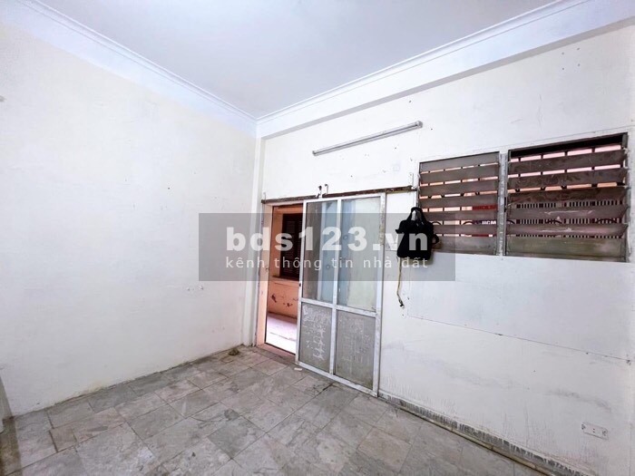 bán nhà Chùa Bộc khu vực vip Đống Đa, lô góc sổ nở hậu, ô tô tránh dừng đỗ ngày đêm giá 2.96 tỷ.