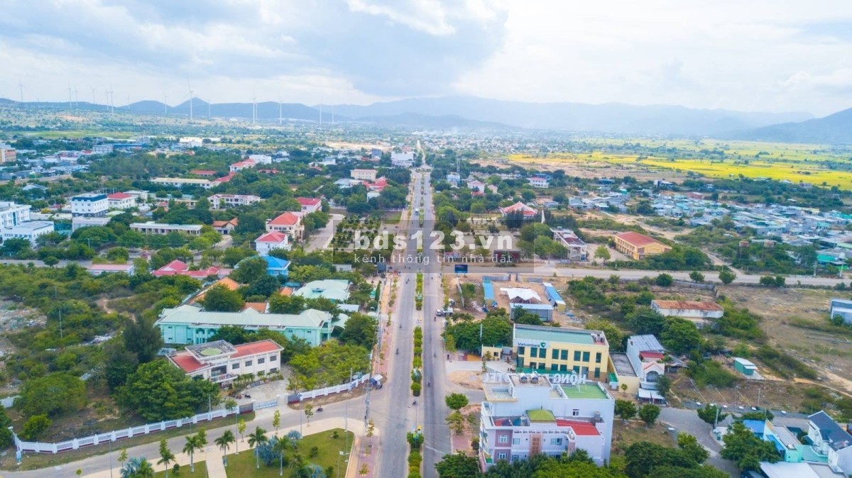 Bám đất biển Bình Thuận giá chỉ từ 950 => 1ty3 gần bãi tắm