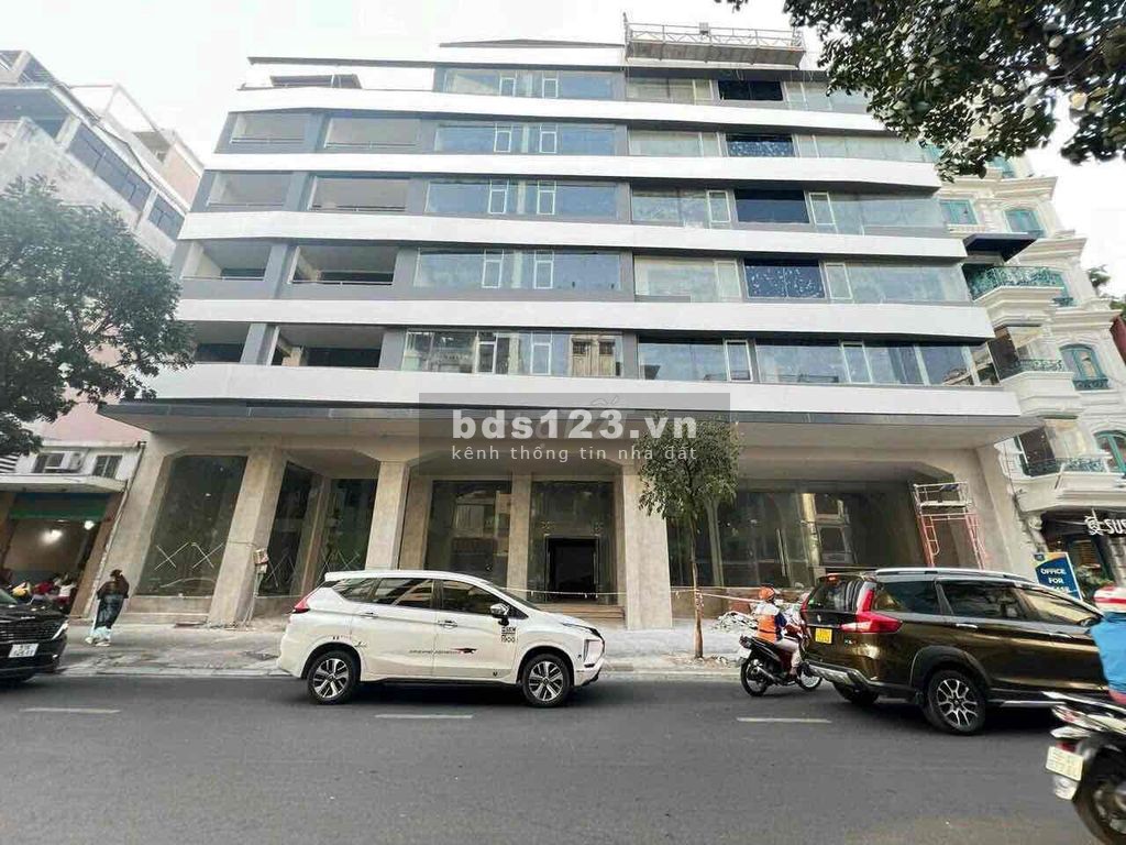 Cho thuê mặt bằng Lý Tự Trọng quận 1, diện tích từ 37m2-505m2