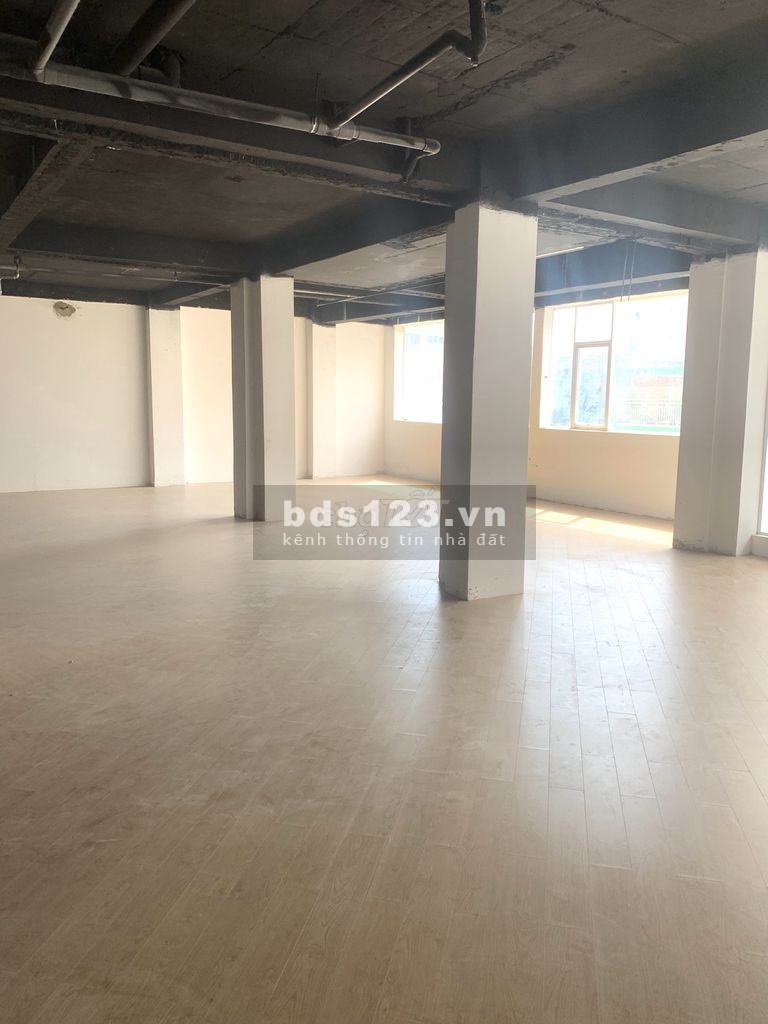 Cho thuê mặt bằng Lý Tự Trọng quận 1, diện tích từ 37m2-505m2