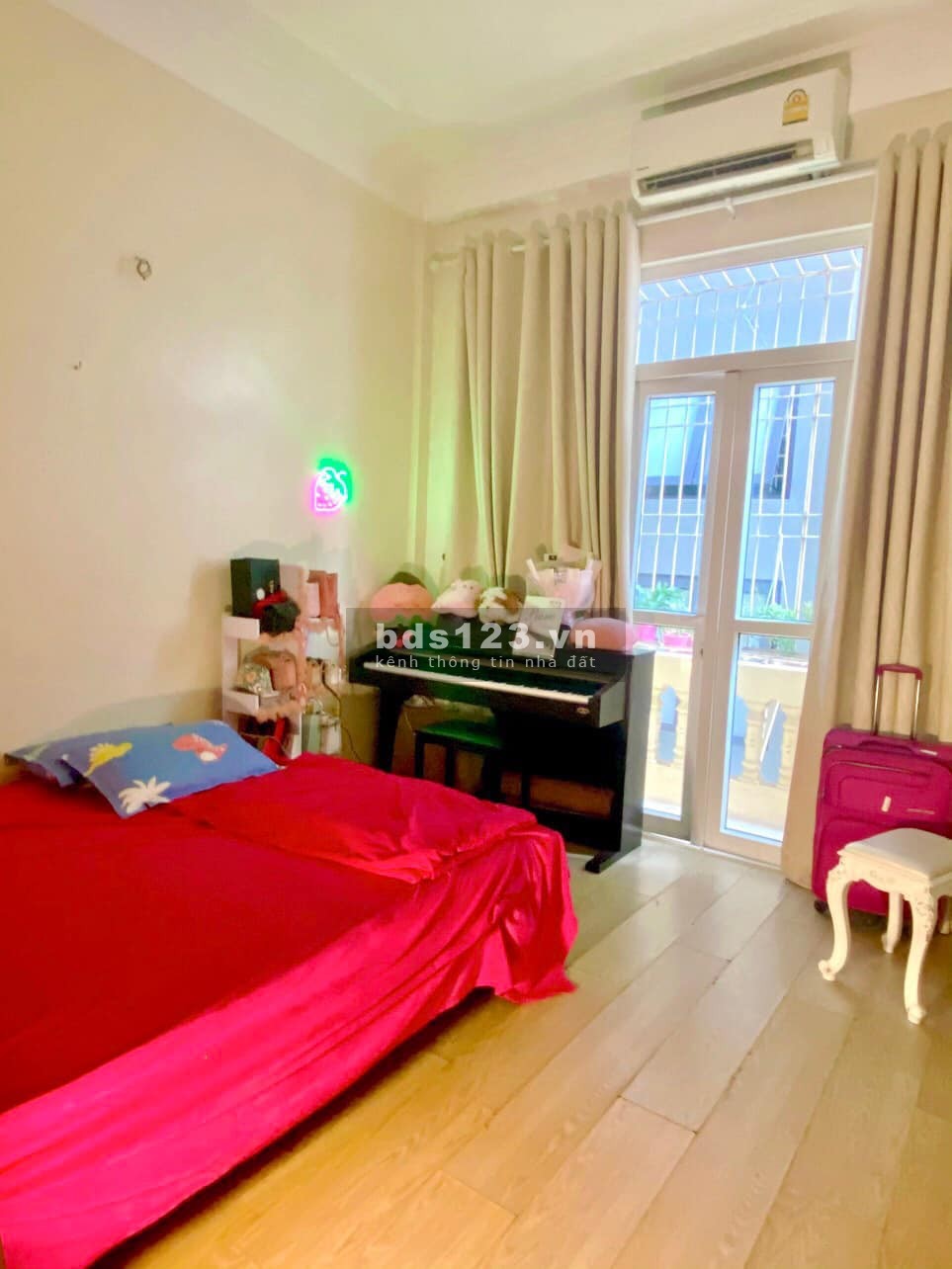 Bán nhà Kim Giang, Hoàng Mai ngõ thông rộng, cách KĐT Đại Kim 50m, 36m2, 4 tầng, giá 3,9 tỷ.