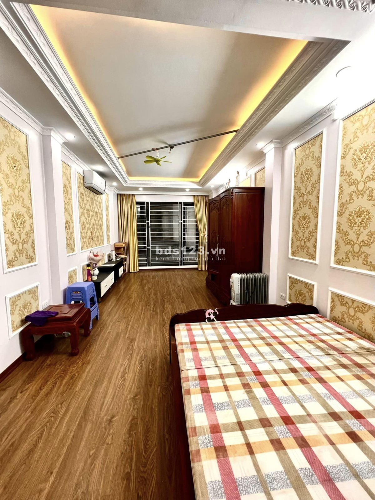 Bán nhà lô góc phố vip Lê Thanh Nghị, trung tâm Hai Bà Trưng full nội thất, nhỉnh 6 tỷ 40m2.