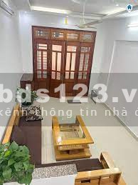 Bán nhà Hồ Tùng Mậu, Cầu Giấy, ngõ thông, đường 3 gác chạy, DT 45m2, 6 tầng, giá nhỉnh 5 tỷ