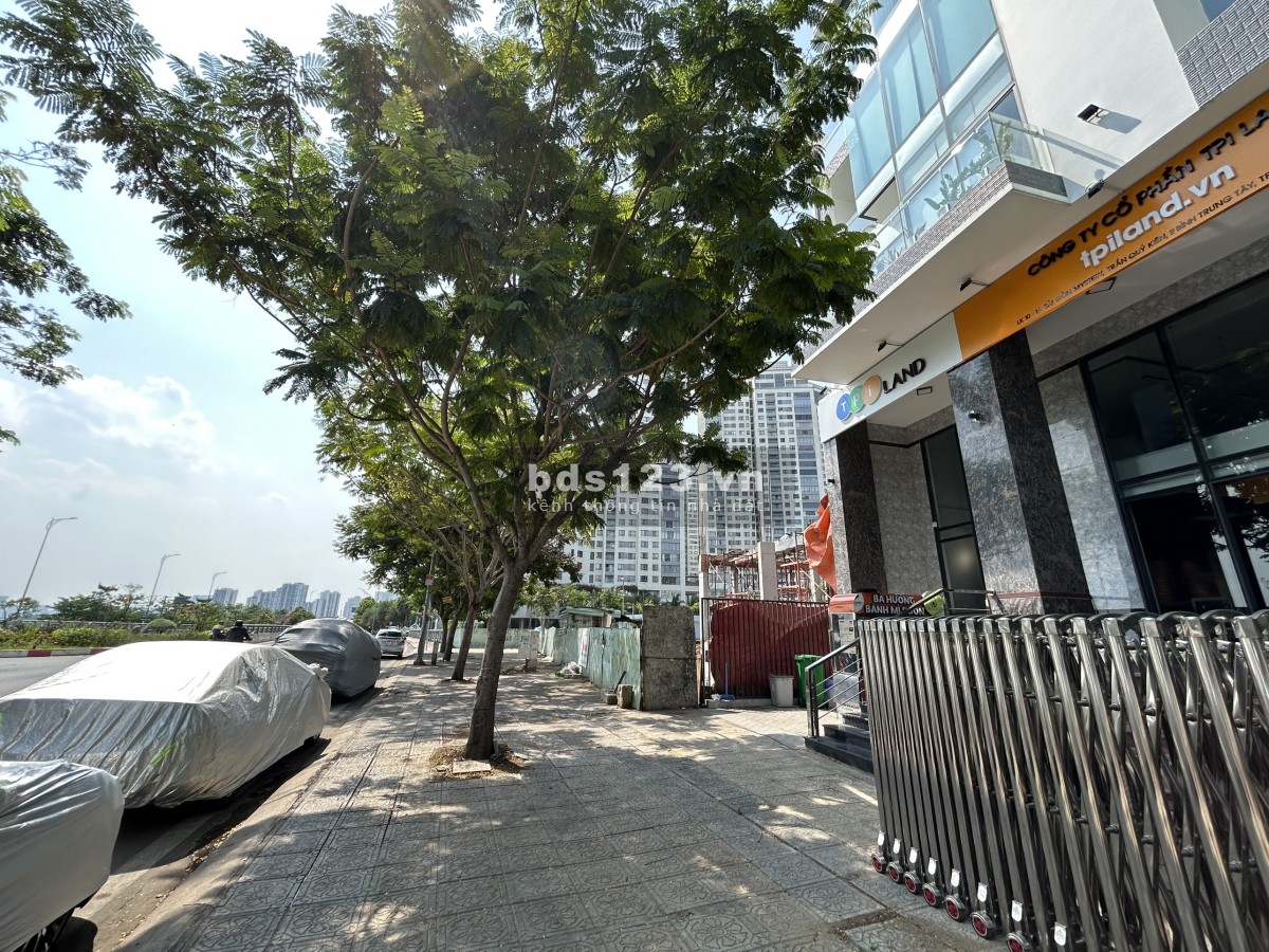 Cho thuê Văn phòng chỉ từ 7 triệu/tháng. View sông Sài gòn, mặt tiền thoáng. trung tâm Quận 2.