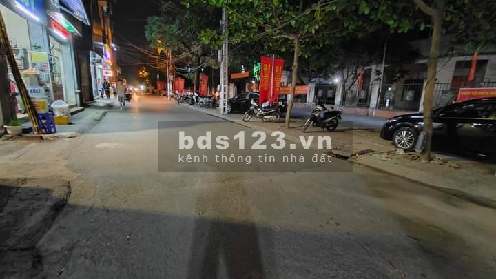 Chỉ 2.65 tỷ có ngay nhà Cầu Diễn - 1 bước ra phố lớn - gần trường, gần chợ - cực trung tâm