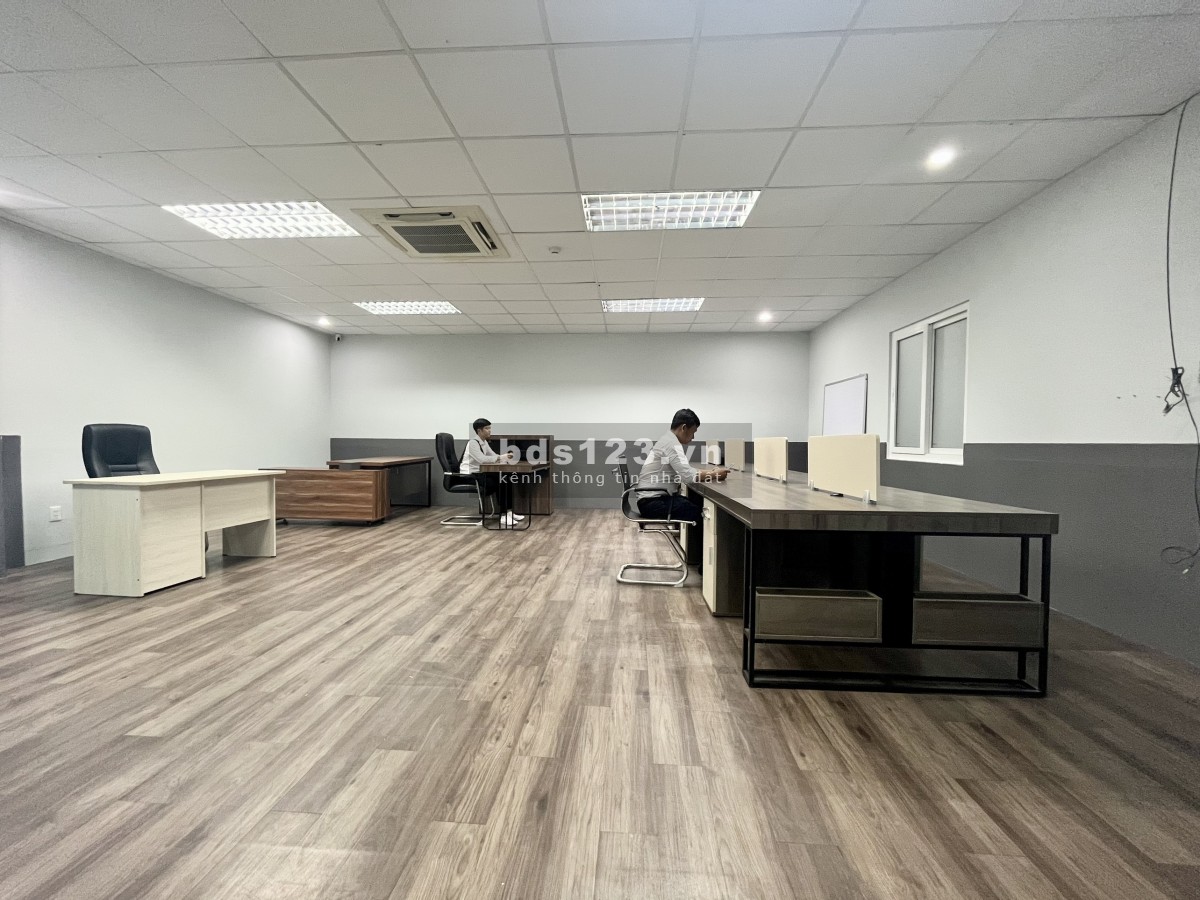 Cho thuê văn phòng đẹp giá tốt 100m2, tại đường 3/2, Quận 10