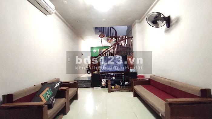 Bán nhà Long Biên, vỉa hè kinh doanh, văn phòng 41m2 4 tầng 6.3 tỷ