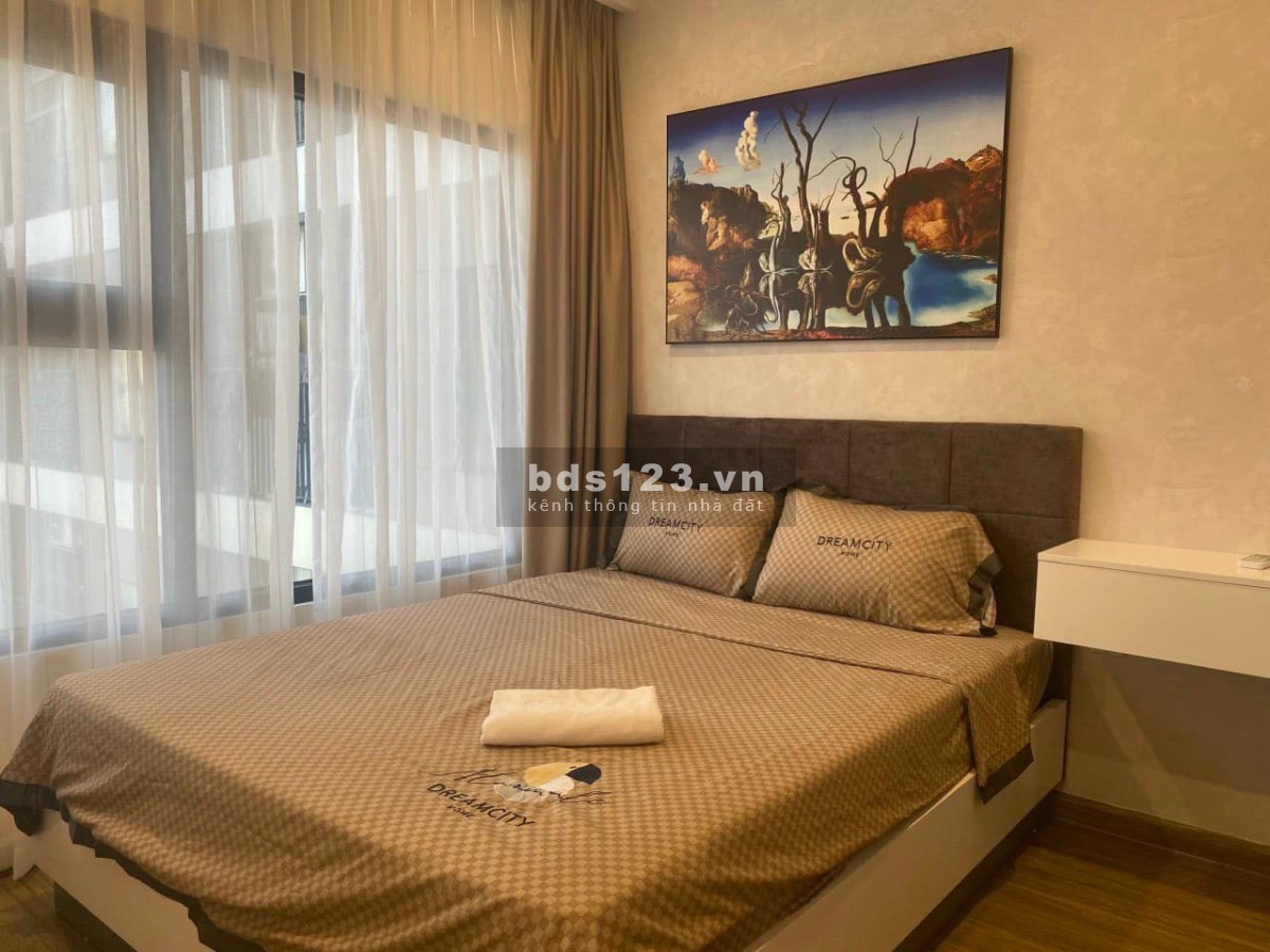 Bán căn hộ 2pn 64m2 giá 2.5 tỷ. Vinhomes Smart City