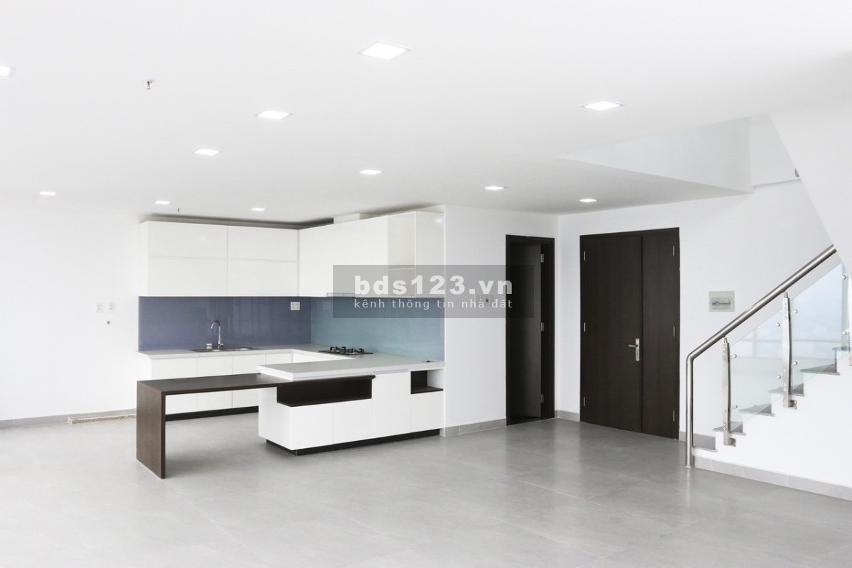 Bán căn hộ Duplex 180m2 tầng 21 BayhienTower