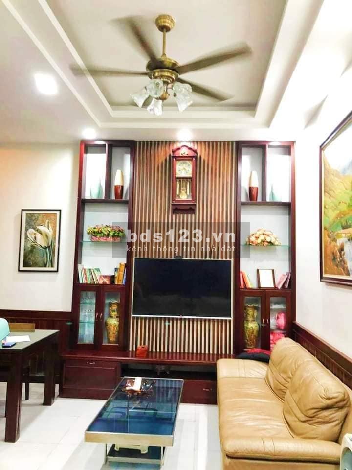 Bán nhà Kim Hoa, Đống Đa 53m, 4 tầng, mặt tiền 6.5m, giá 5.65 tỷ.