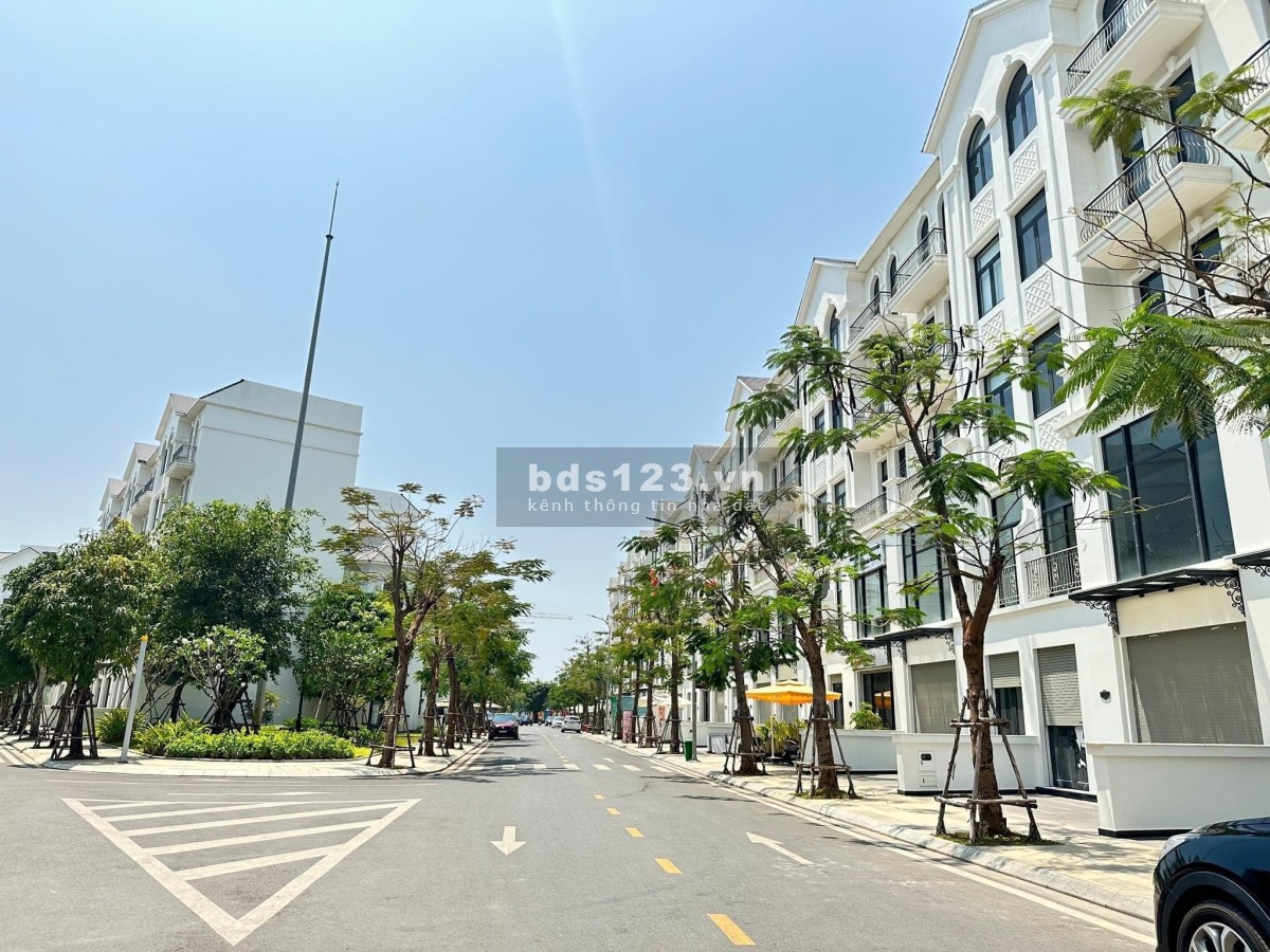 Cho thuê tầng nhà phố làm văn phòng chỉ từ 8 triệu
