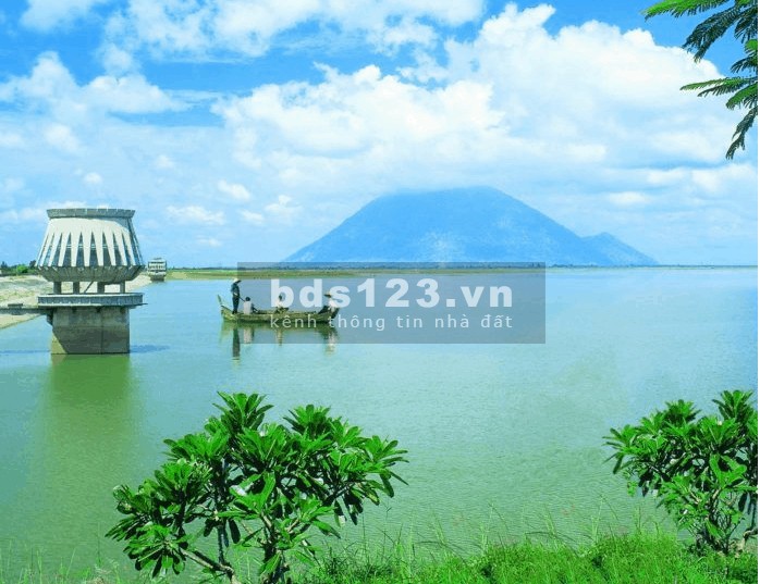 Đất dân phân lô bán, giá đầu tư f0, gần núi, view hồ mát mẻ