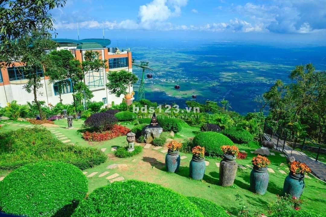 Đất dân phân lô bán, giá đầu tư f0, gần núi, view hồ mát mẻ