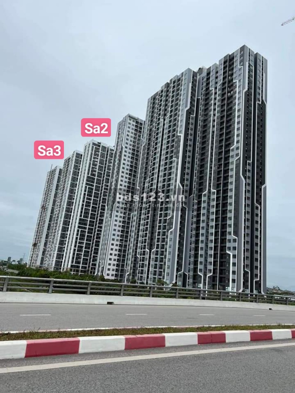 Siêu rẻ bán căn hộ 3PN 90m tầng cao SA3 view nội khu Nhật Bản - Vinhomes Smart CIty giá 3,5 tỷ