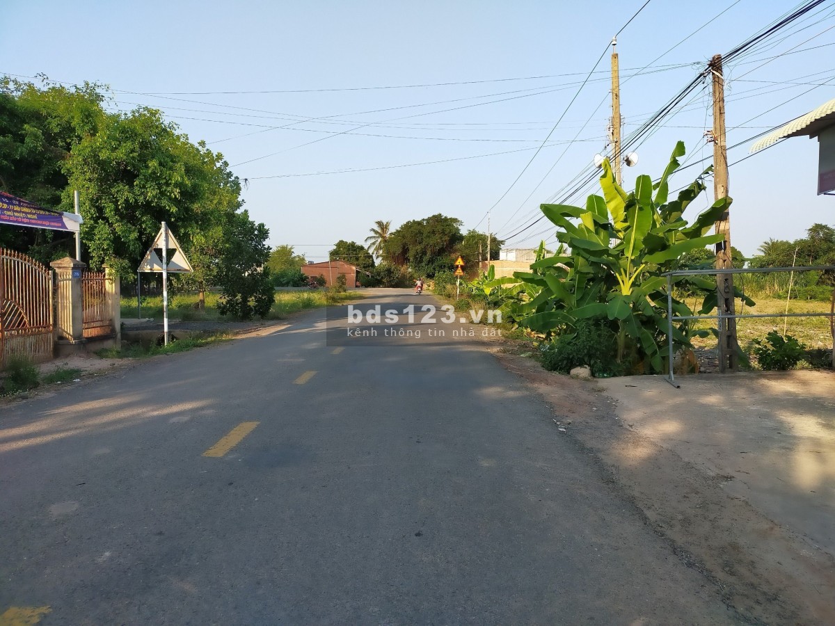 300tr bán nhanh lô đất thổ cư 240m2 ngay thị trấn Dương Minh Châu - Tây Ninh