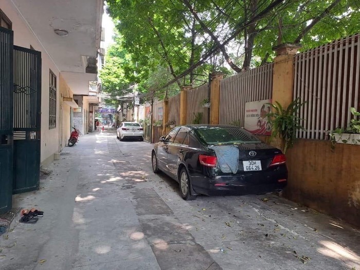 Bán nhà đẹp phố Quan Nhân phân lô quân đội DT 37m2 - ô tô tránh an ninh tuyệt đối