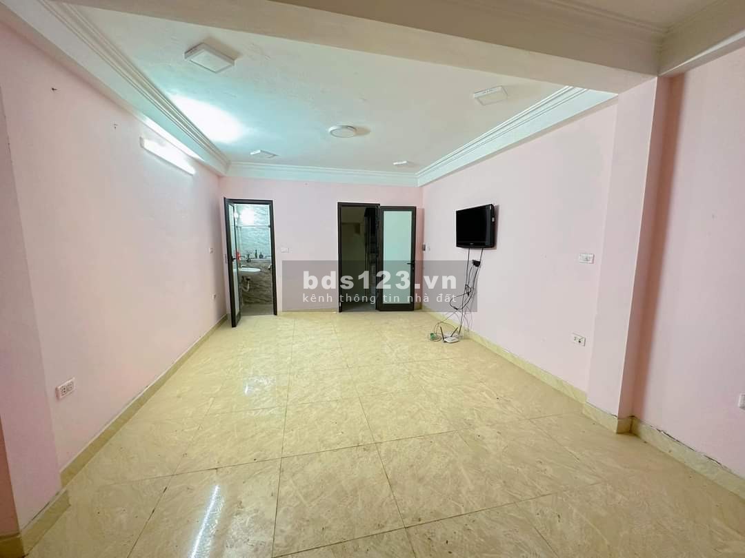 Bán nhà mặt tiền 10.85 tỷ nhà mặt phố Âu Cơ, 6 tầng, tháng máy