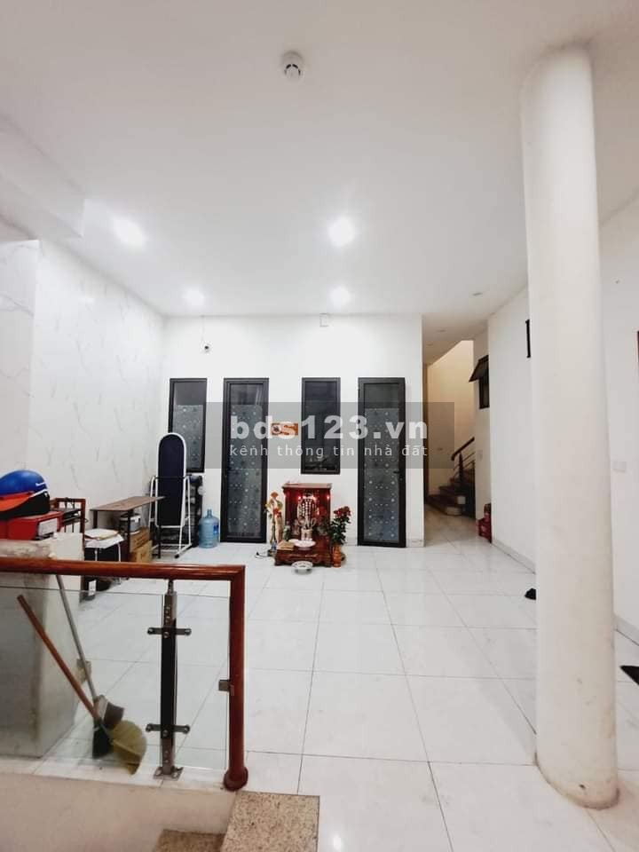 Bán nhà CCMN Nguyễn Khoái, Hai Bà Trưng 174/200m, 6 tầng, mặt tiền 5.2m, giá 38 tỷ.