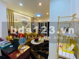 Nhà măt phố 8/3 kinh doanh tuyêt đỉnh 21m2 chỉ 1 tỷ75