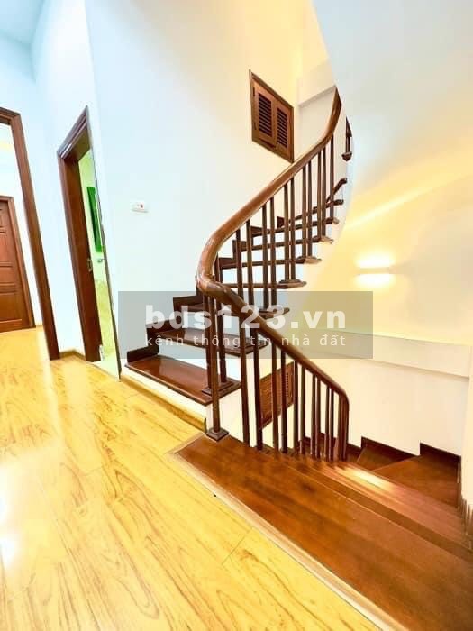 Nhà Đẹp Cầu Giấy- Kinh Doanh - Ngõ thông rộng - gần phố - đối diện ĐH Quốc Gia Hn - 50m2 nhỉnh 6 tỷ