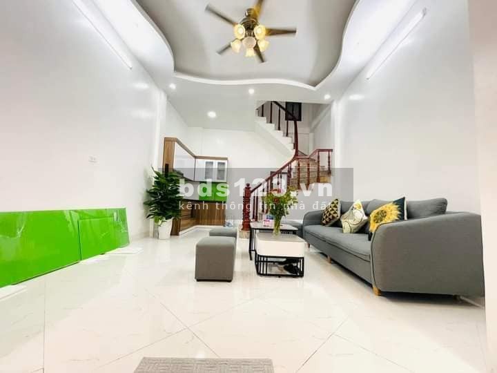 Bán nhà Nguyễn An Ninh, Hoàng Mai 30m, 5 tầng, mt 4.3m, giá 3.85 tỷ