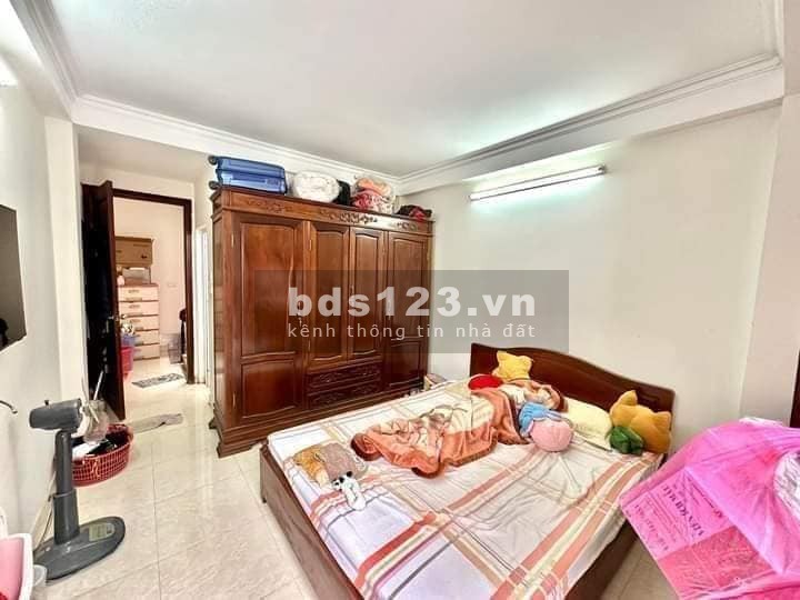 Bán nhà gần đường ô tô Nguyễn Chính, Hoàng Mai 38m, 4 tầng, mặt tiền 3.5m, giá 3.15 tỷ.
