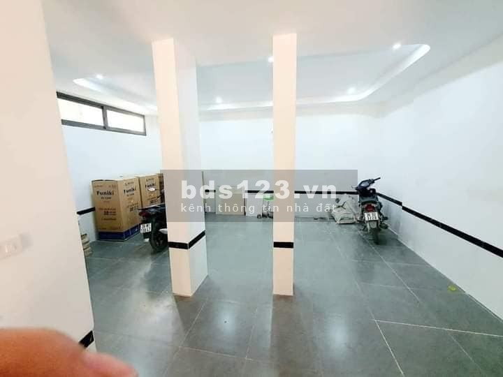 Bán nhà CCMN Thịnh Quang, Đống Đa 80m, 8 tầng, mt 6.2m, giá 18.8 tỷ.
