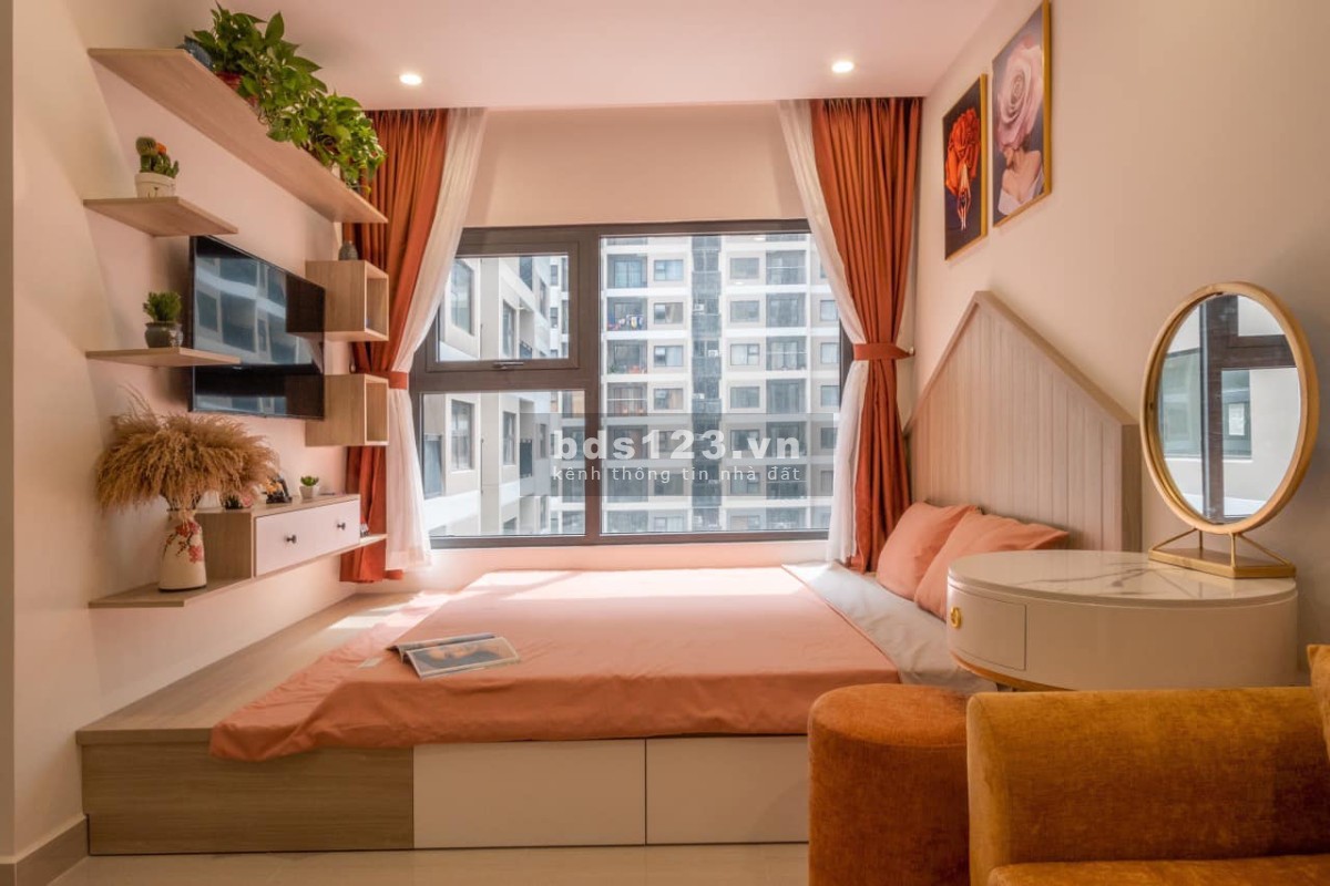 Chính chủ cần bán nhanh căn Studio 32m2 (tặng đồ) giá 890 triệu tại Vinhomes Ocean Park Gia Lâm