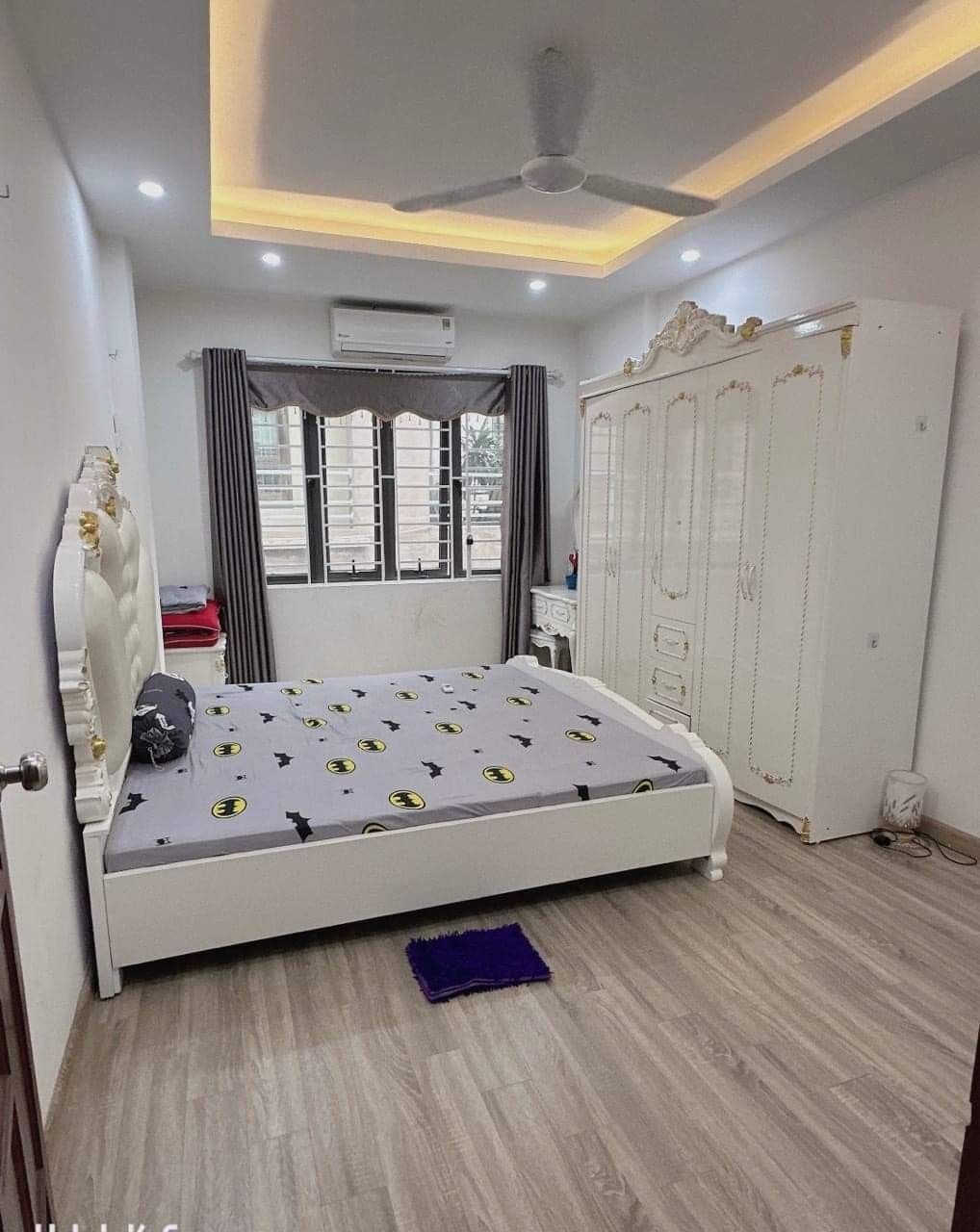Bán nhà lô góc - Ô tô đỗ cửa - Tặng full nội thất- Khu vực đang phát triển mạnh. 5 tầng, 2.6 tỷ