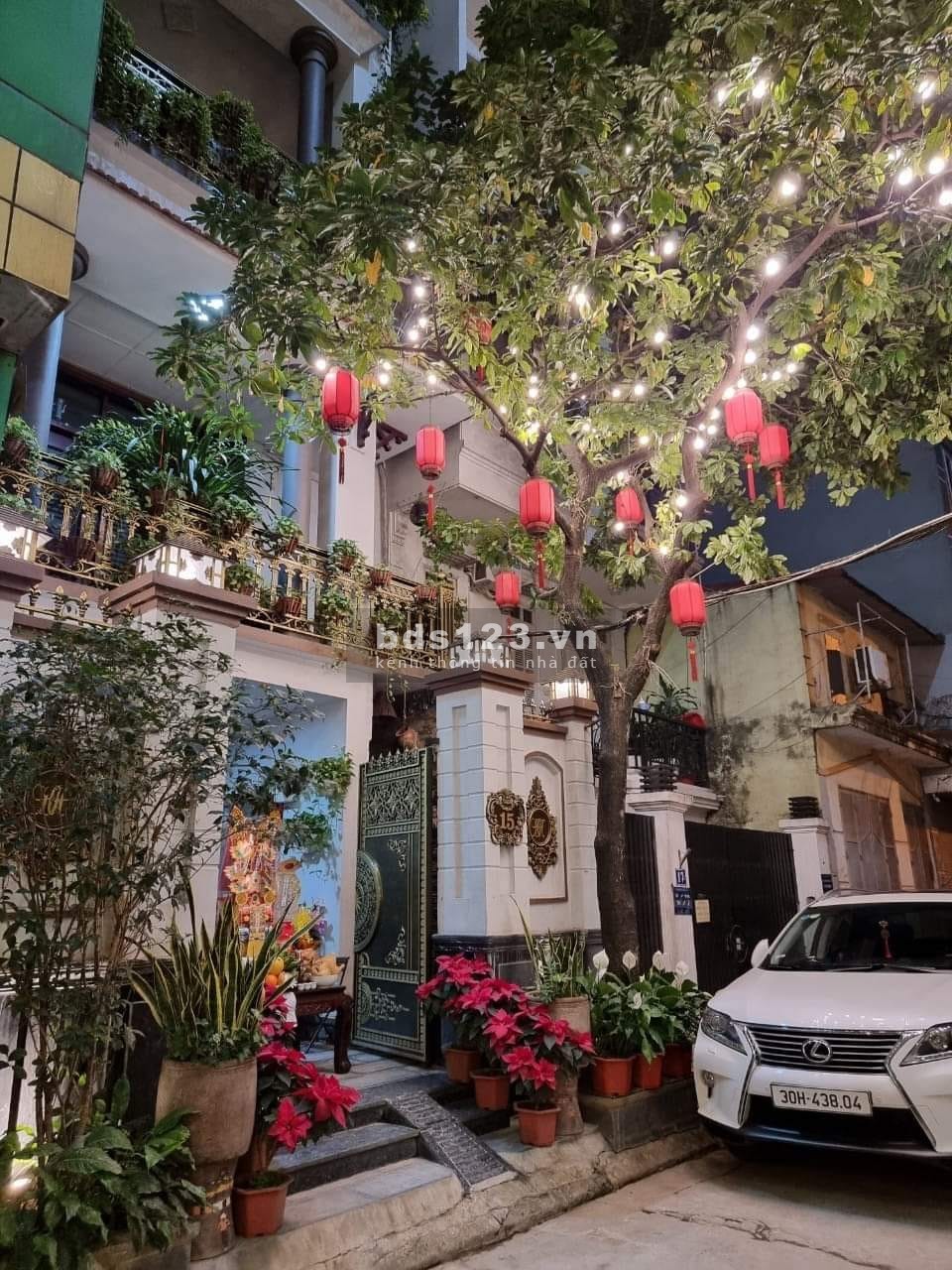 Đường Tân Mai, Kim Đồng, chủ nhờ bán nhà mặt phố, kinh doanh. Ô tô, Dt: 85m2 x 5t, Mt: 5m, 15.7 tỷ.