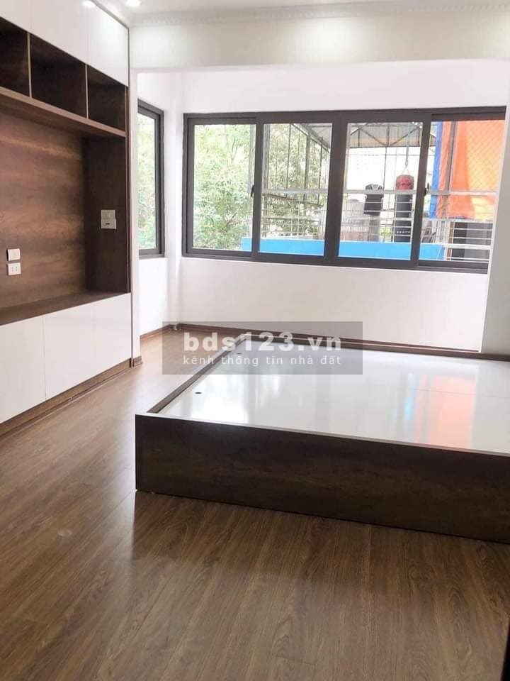 Bán nhà đẹp, ở ngay Thịnh Quang, Đống Đa 31m, 4 tầng, mt 3.6m, giá 4.1 tỷ